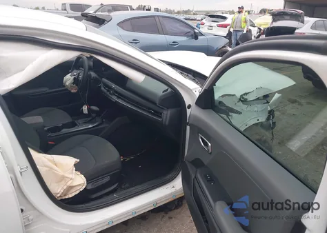 2025 Kia K4 Lxs from USA, damaged, VIN 3KPFT4DE5SE158357